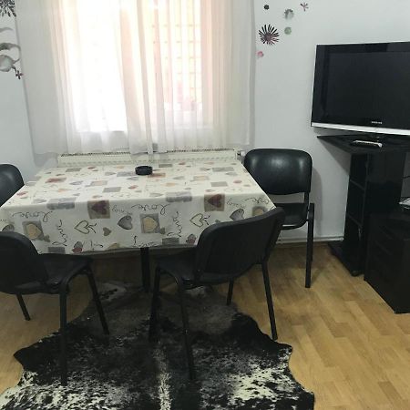 Permissive Villa Cluj-Napoca Esterno foto
